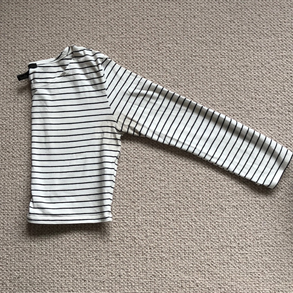 3/4 sleeved striped crop top